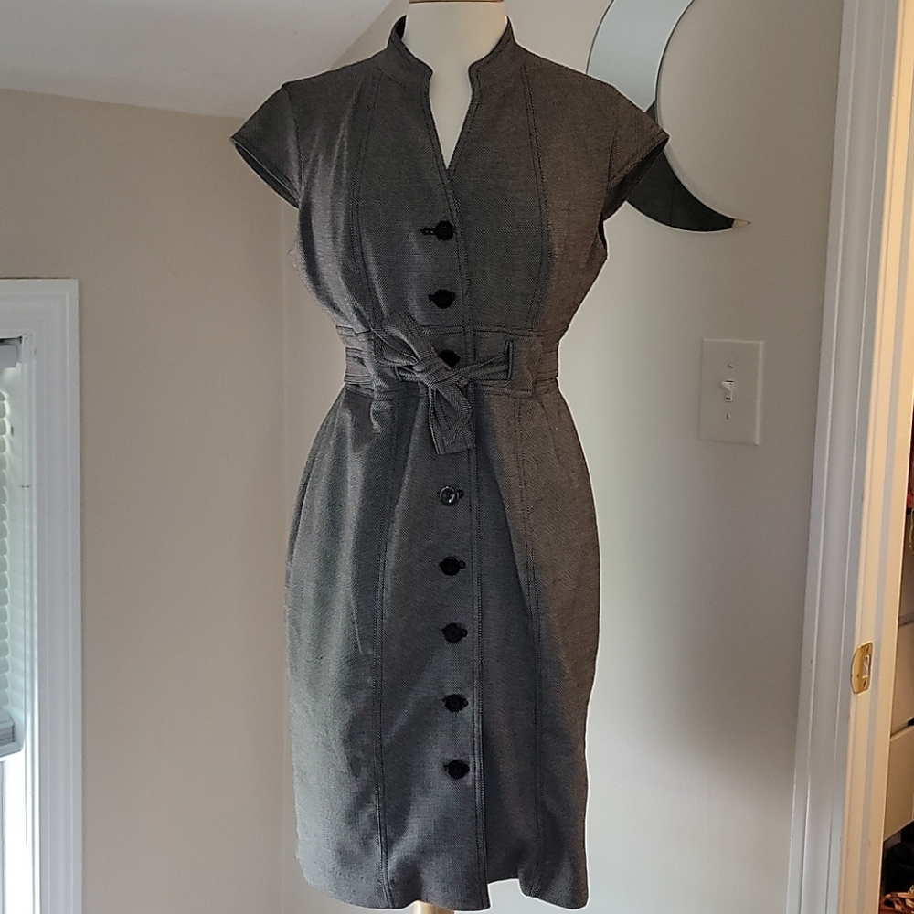 Women's dress